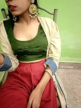 EACH 555 online show from November 2025 05:56:01 PM