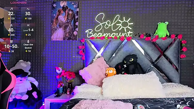 SolBeaumont1 online show from July 2026 07:56:04 PM