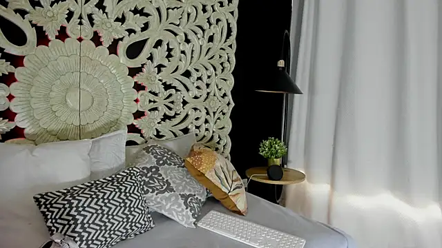 Snapshot of Mindy_sweety chatting on June 2026 12:33:01 PM Mindy sweety online show from June 2026 12:33:01 PM