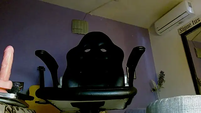 Snapshot of IaDoherty chatting on January 2025 02:30:02 PM IaDoherty online show from January 2025 02:30:02 PM