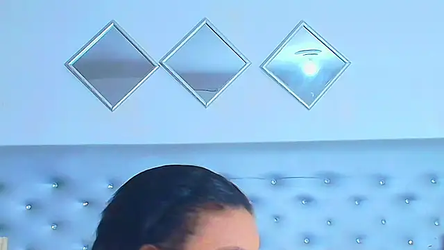 EileenBenzon online show from October 2025 02:28:02 PM