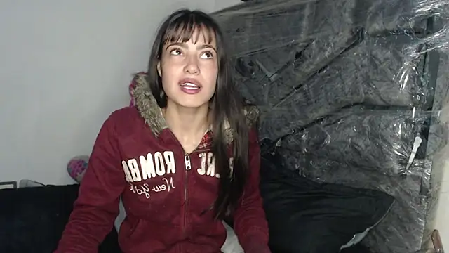 skinny sweet2411 online show from February 2026 07:19:02 PM