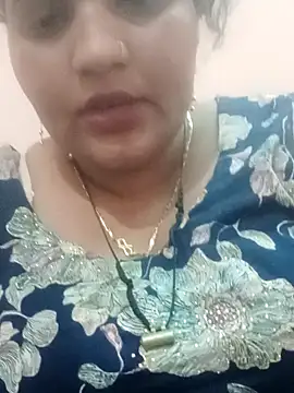 Snapshot of seemi_bhabhi chatting on February 2025 03:00:02 AM seemi bhabhi online show from February 2025 03:00:02 AM