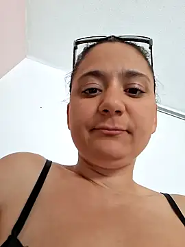 Nell-X online show from June 2026 11:31:01 AM