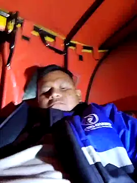 Snapshot of zeta29 chatting on November 2025 04:23:02 AM zeta29 online show from November 2025 04:23:02 AM