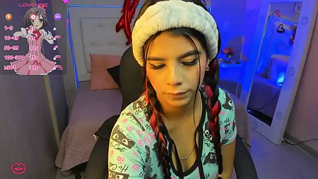 Snapshot of EMALINDA__HILSS chatting on February 2025 11:55:01 AM EMALINDA HILSS online show from February 2025 11:55:01 AM