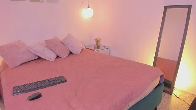 ibella7 online show from March 2026 07:46:02 PM