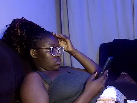 Chichii- online show from January 2026 08:56:01 PM