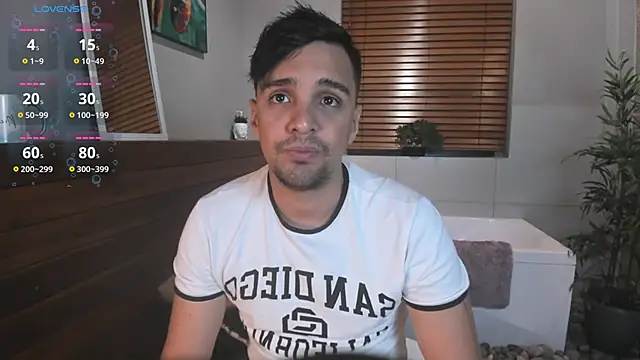 Edward max online show from October 2025 10:21:02 PM