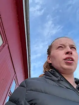 Hr Frk Olsen online show from March 2026 11:57:01 AM