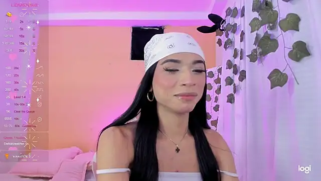 Snapshot of AndreaSweet_ chatting on February 2025 06:12:01 PM AndreaSweet  online show from February 2025 06:12:01 PM