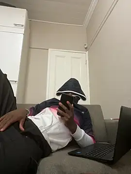 Mischevous T69 online show from October 2025 02:25:01 PM