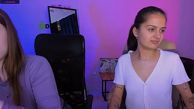 Snapshot of pure_radiance1 chatting on October 2025 12:49:02 PM pure radiance1 online show from October 2025 12:49:02 PM