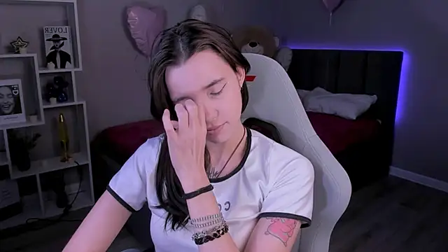 as1an girlfriend online show from March 2026 02:55:02 AM