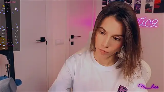  ni kiss online show from September 2025 06:55:01 PM