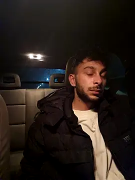 Iulianmarius12 online show from February 2026 09:05:02 PM