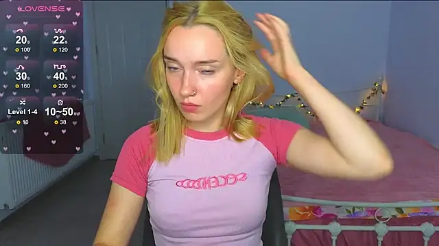 Wild Sophie  online show from September 2025 06:42:01 PM