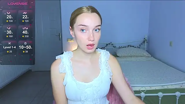 Wild Sophie  online show from October 2025 04:49:02 PM