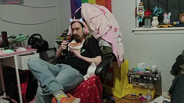 tallnerdyguy online show from March 2026 03:34:01 AM