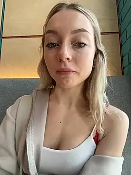 Snapshot of melissa_grr chatting on May 2026 12:33:01 PM melissa grr online show from May 2026 12:33:01 PM