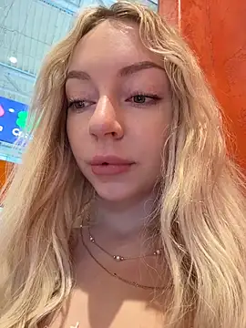 Snapshot of melissa_grr chatting on June 2026 01:32:02 PM melissa grr online show from June 2026 01:32:02 PM