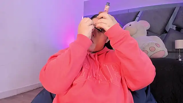 AmberiniHoffman online show from November 2025 11:27:02 AM