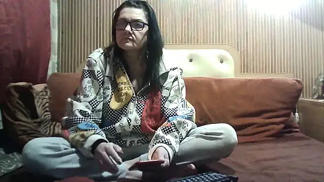 Snapshot of AlanaLaDream chatting on January 2026 09:52:02 PM AlanaLaDream online show from January 2026 09:52:02 PM