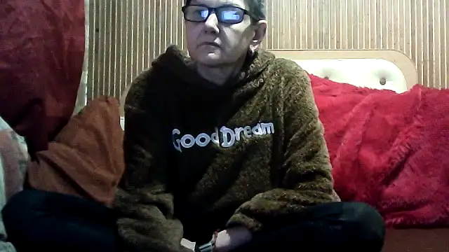 Snapshot of AlanaLaDream chatting on February 2026 06:44:02 PM AlanaLaDream online show from February 2026 06:44:02 PM