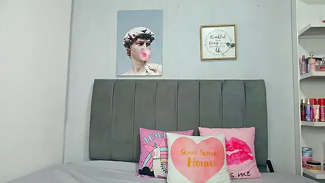 Snapshot of naughtyloverss chatting on February 2026 02:15:02 PM naughtyloverss online show from February 2026 02:15:02 PM