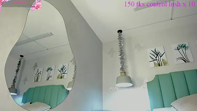 Snapshot of Khenta_Michells chatting on February 2025 12:55:01 PM Khenta Michells online show from February 2025 12:55:01 PM