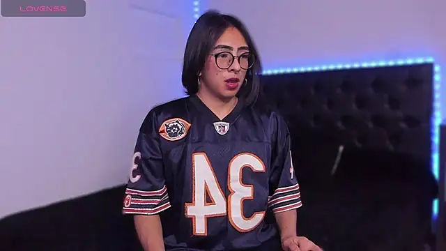 Skyler  blue4 online show from March 2025 04:47:01 AM