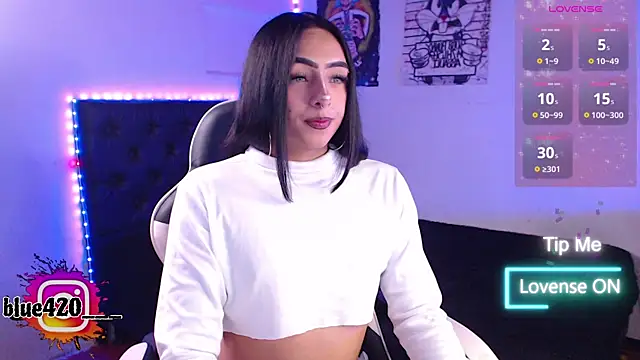 Skyler  blue4 online show from November 2025 09:11:01 PM