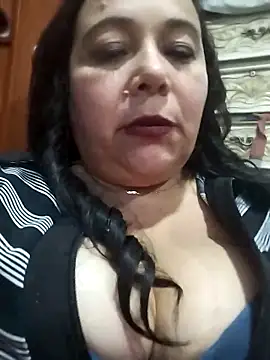 Snapshot of sara_pineros chatting on December 2024 11:56:02 PM sara pineros online show from December 2024 11:56:02 PM