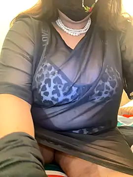 Snapshot of SnehaRai chatting on September 2025 06:40:02 PM SnehaRai online show from September 2025 06:40:02 PM