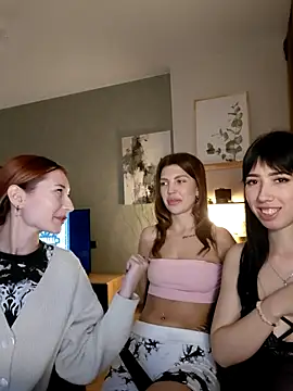 Snapshot of KeithTown chatting on December 2025 05:51:02 PM KeithTown online show from December 2025 05:51:02 PM