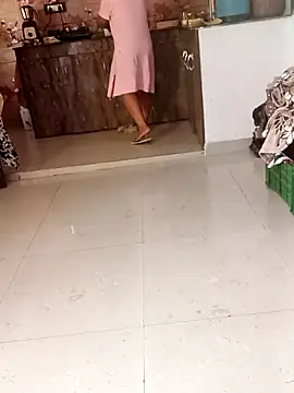 Snapshot of Dr_Kamsutra chatting on September 2025 08:50:01 AM Dr Kamsutra online show from September 2025 08:50:01 AM