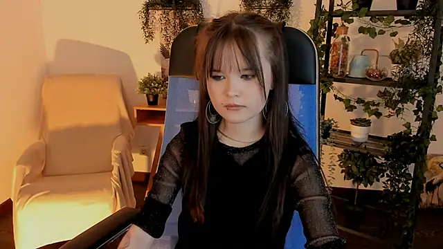 Elainebeness online show from February 2026 04:25:01 PM