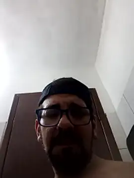Gostozim7 online show from May 2026 06:03:01 PM
