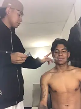 logannth online show from December 2025 04:00:02 AM