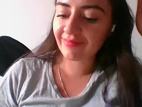 Snapshot of _karlie_kloss_ chatting on January 2025 09:08:02 PM karlie kloss online show from January 2025 09:08:02 PM