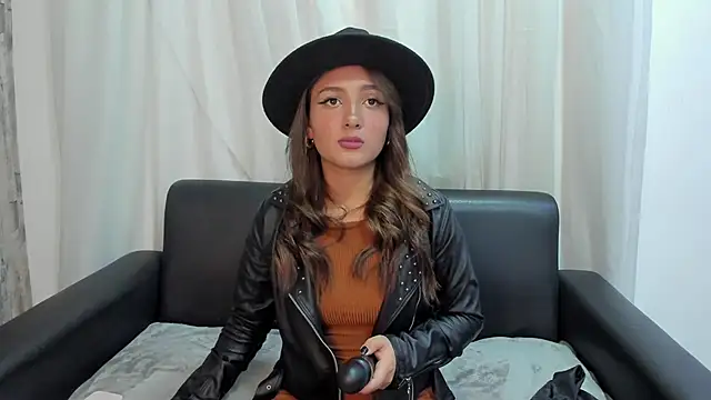 Snapshot of Afrodita_Shalom chatting on January 2025 11:54:02 AM Afrodita Shalom online show from January 2025 11:54:02 AM