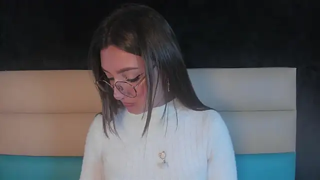 Snapshot of Afrodita_Shalom chatting on January 2025 11:42:02 AM Afrodita Shalom online show from January 2025 11:42:02 AM