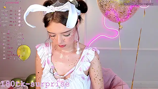 Snapshot of ellyford chatting on December 2024 05:22:01 PM ellyford online show from December 2024 05:22:01 PM