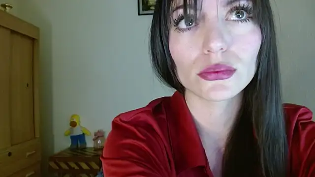 britny clouds online show from September 2025 07:13:02 PM