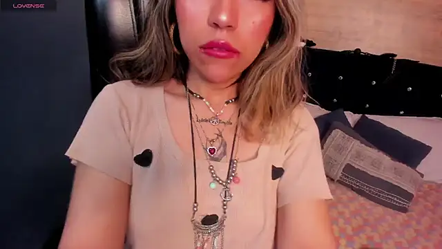 delilah fix online show from January 2025 04:41:01 AM