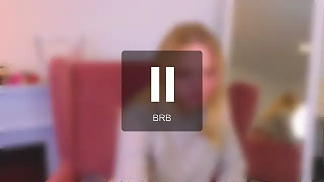 Snapshot of MirraBellanta chatting on February 2025 03:54:01 AM MirraBellanta online show from February 2025 03:54:01 AM
