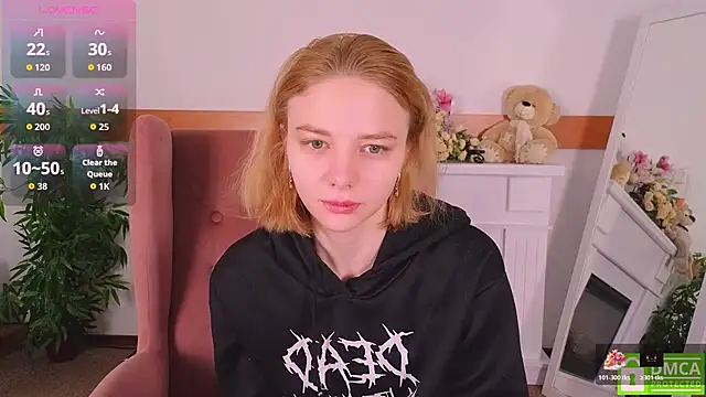 Snapshot of MirraBellanta chatting on November 2025 10:11:02 PM MirraBellanta online show from November 2025 10:11:02 PM