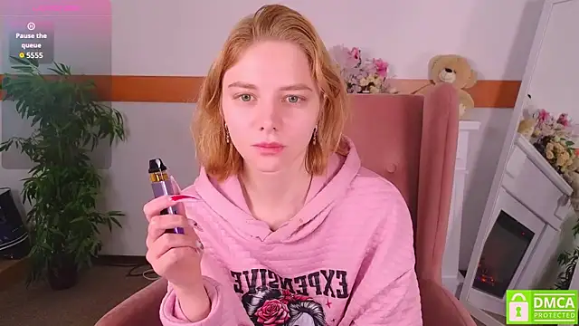 Snapshot of MirraBellanta chatting on November 2025 10:12:01 PM MirraBellanta online show from November 2025 10:12:01 PM