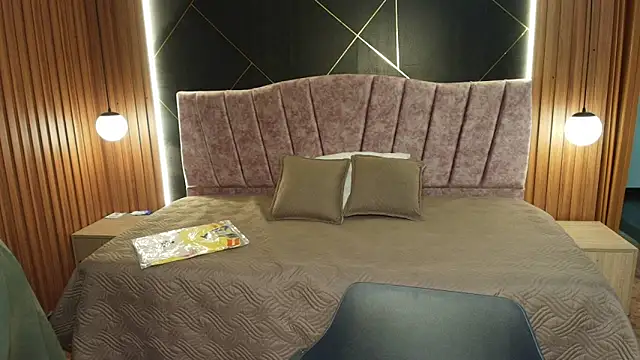 NatashaMason  online show from May 2026 07:32:01 PM