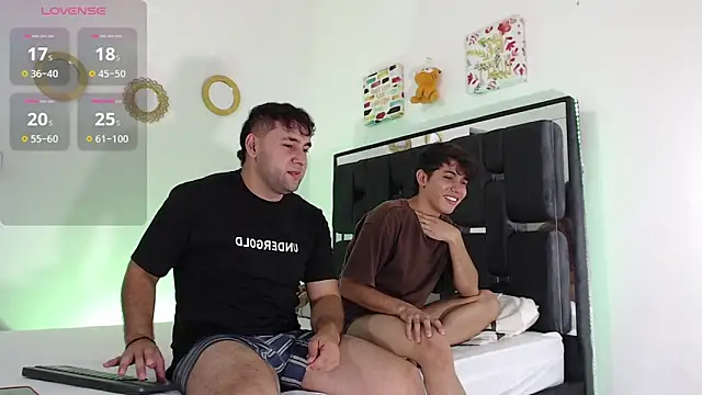 Valerio 22 online show from November 2025 10:13:02 PM